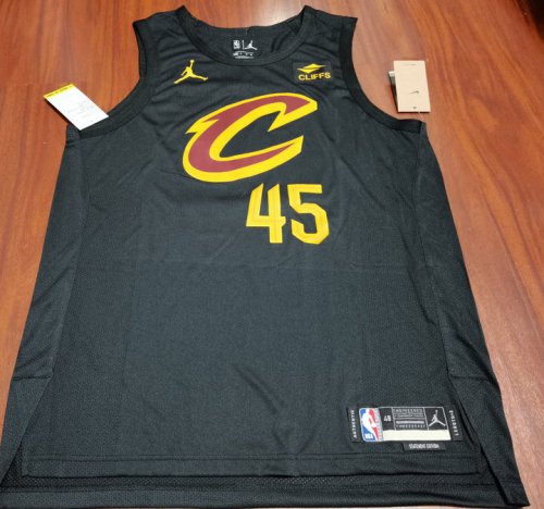 45 Mitchell 2022-2023 Cleveland Cavaliers statement Jersey player version